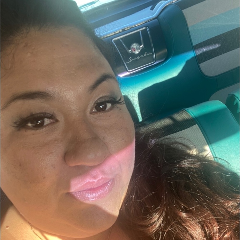 Meet your Posher, Candace